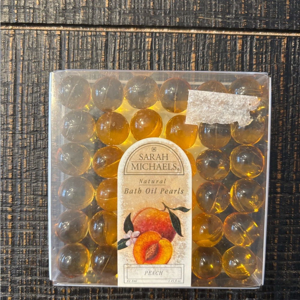Sarah Michaels Peach Bath Oil Pearls New